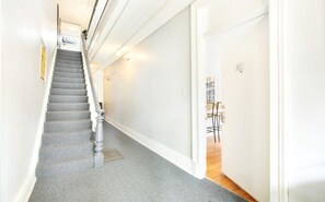 House, 1 Bedroom | Interior - Colonial Condo by Lucky Savannah (Savannah)