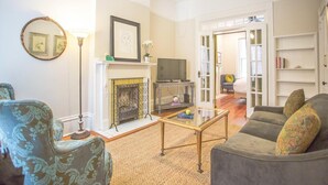 Townhome, 1 Bedroom | Living room - Delia Row Townhouse by Lucky Savannah (Savannah)