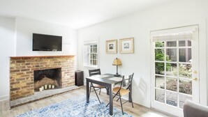 Condo, 1 Bedroom | Living room - Luxury King by Lucky Savannah (Savannah)