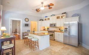 Casa, 3 quartos | Cozinha privada