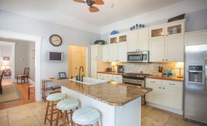 Casa, 3 quartos | Cozinha privada