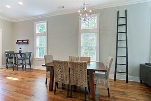 Stadtwohnung, 2 Schlafzimmer | Eigene Küche