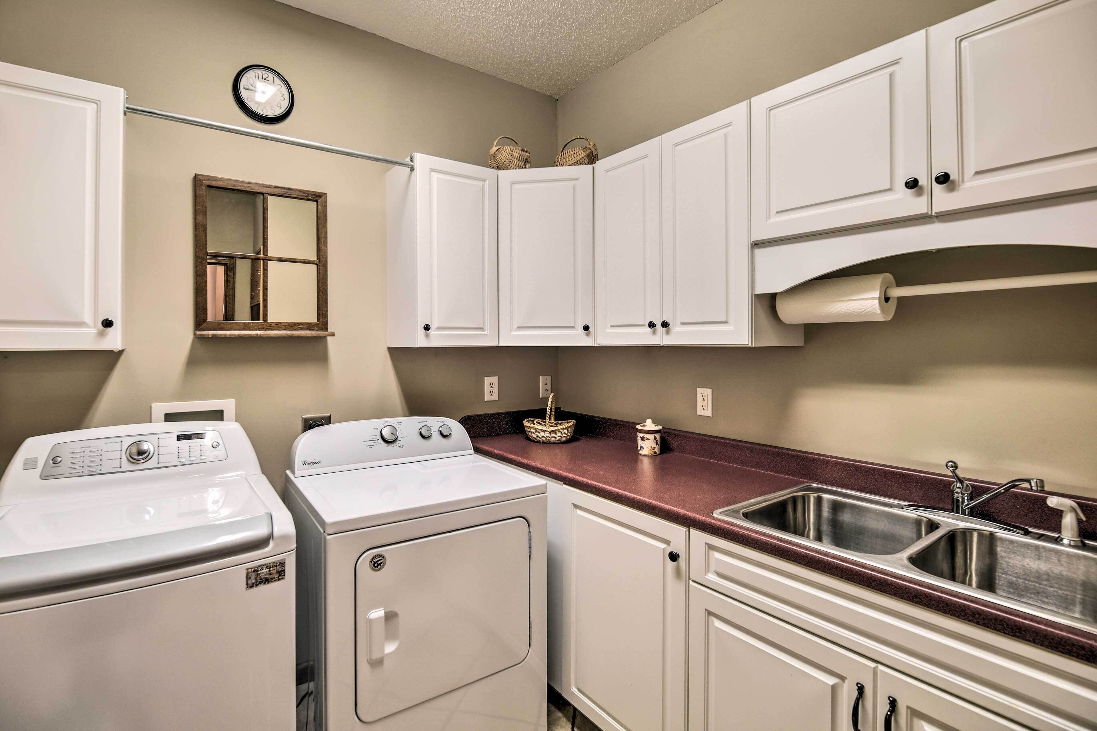 Pet-Friendly Abingdon Abode w/ Yard & Grill!