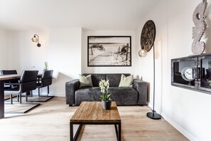 TV - Seawave Apartment 54 (Zandvoort)