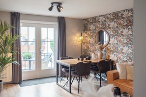 Dining - The Beach & Town Suite - Free Parking (Zandvoort)