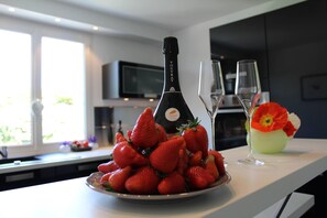 Dining - 1st sea row, wellness villa, free sound of the sea, 10m to the dune/beach (Guissény)