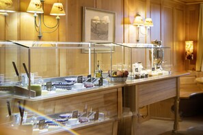 Dagelijks ontbijtbuffet inbegrepen