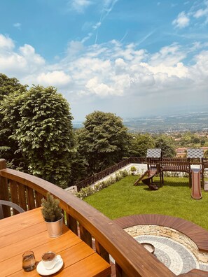 Zona de juegos infantil al aire libre