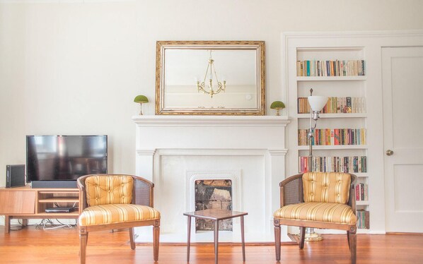 콘도, 침실 2개 | 거실