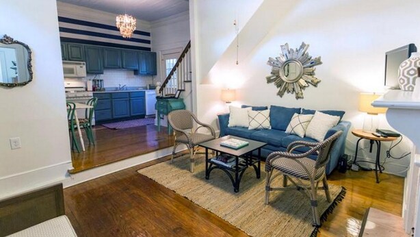 House, 3 Bedrooms | Living room - Juniper Cottage by Lucky Savannah (Savannah)