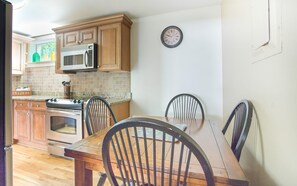 Condo, 2 habitaciones | Cocina privada