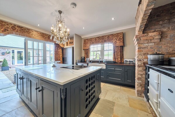 Fridge, dishwasher, electric kettle, toaster