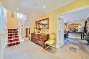 Interior - Moor End Manor (Poulton-le-Fylde)