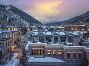 Exterior - Ballard 203 North - 2Bd, 2.5Ba - Sleeps 4 - Downtown Condo + Mountain Views (Telluride)