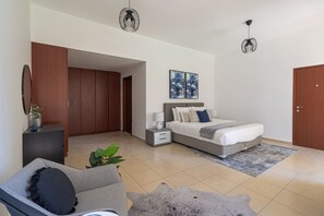 Design Apartment | 2 bedrooms, iron/ironing board, free WiFi - HiGuests - Sadaf 7 (Dubai)