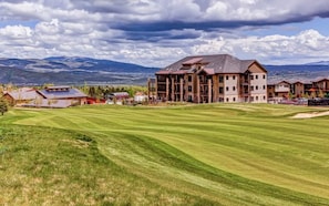 Condo, 2 Bedrooms | Golf