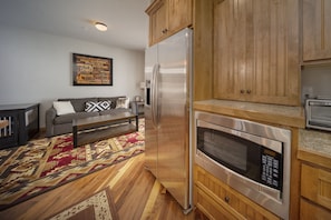 Townhome, 3 Bedrooms | Private kitchen | Fridge, oven, coffee/tea maker, toaster - Bear Trail 3 Bedroom Townhouse by RedAwning (Winter Park)