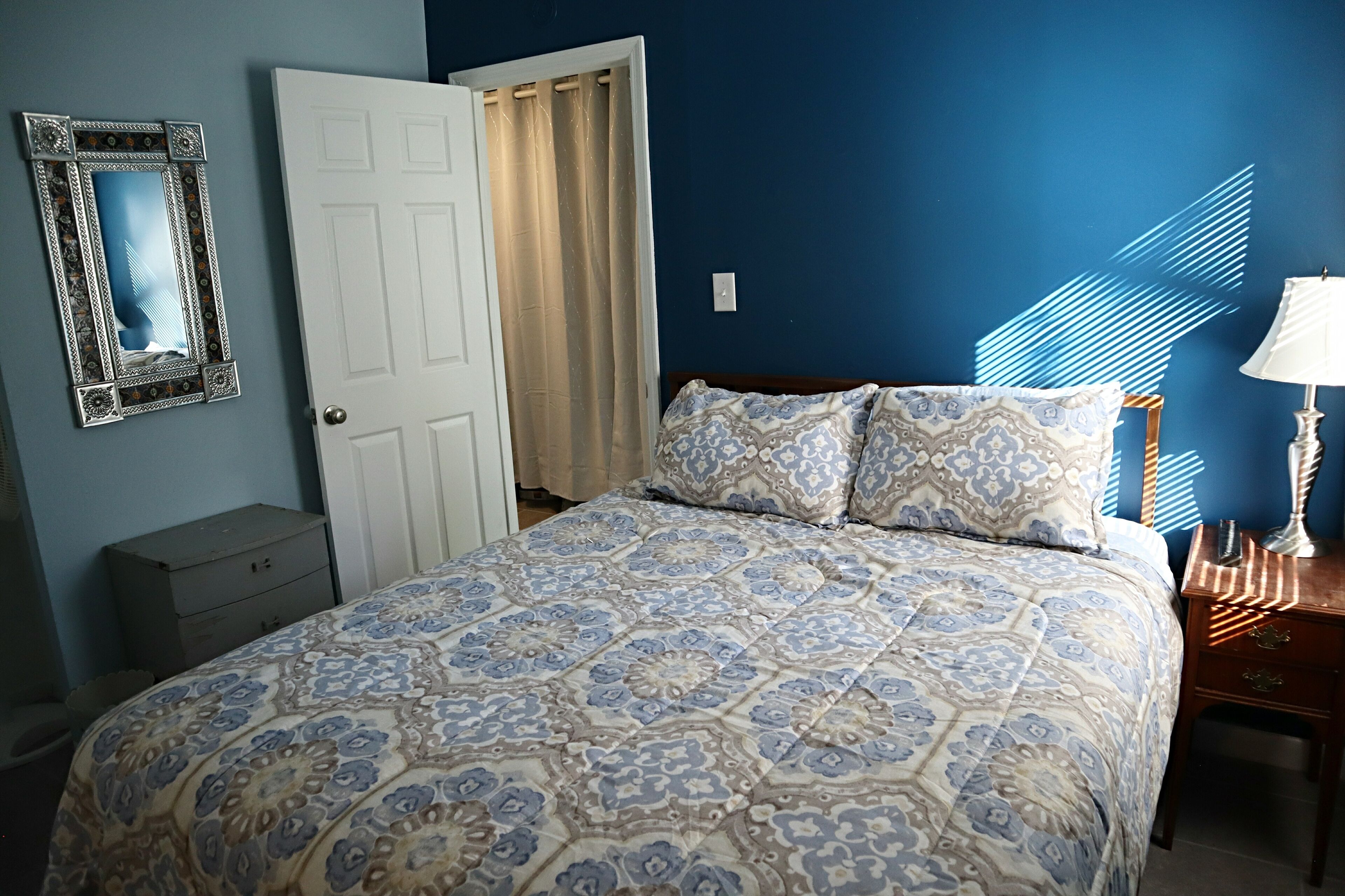 Relax and unwind with deluxe hot tub close to downtown Miamisburg. 