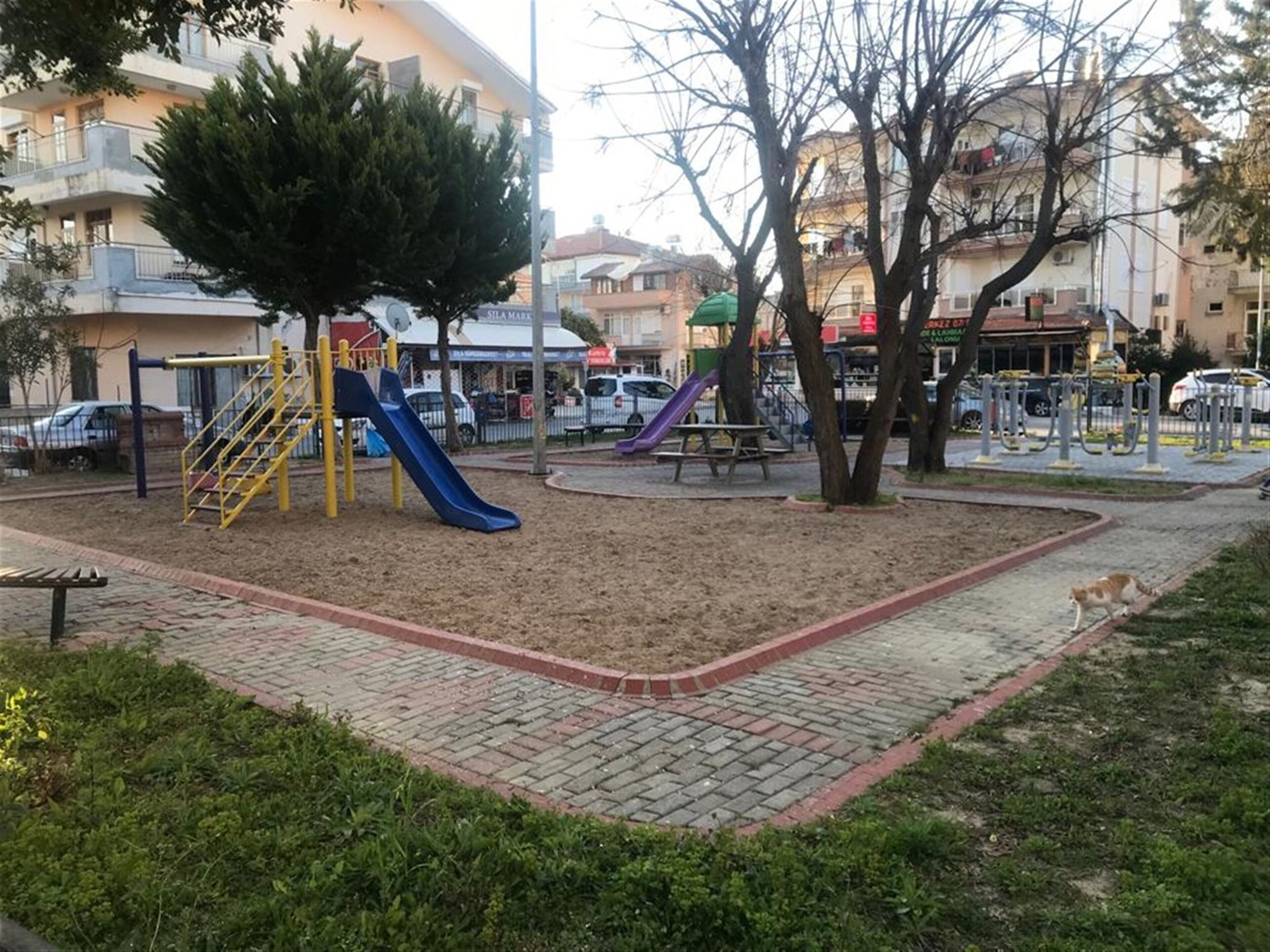 Außen-Kinderspielplatz