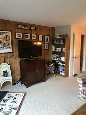 Interior - 2 bed condo in Waterville Valley, NH! White Mountains Summer Season RENTAL ONLY (Waterville Valley)