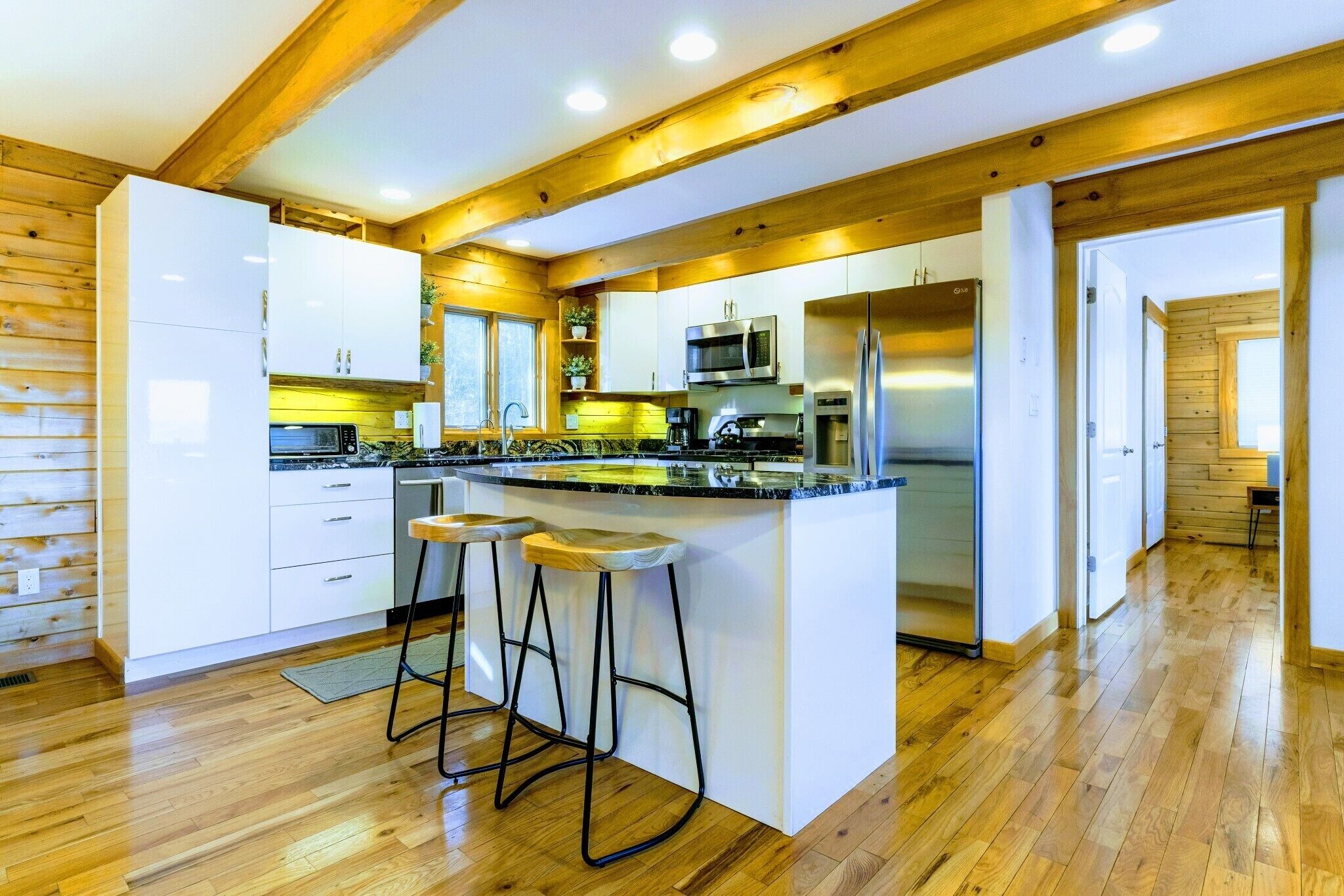 Luxury White Mountain Adventure Cabin & Sauna