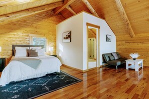 4 bedrooms, iron/ironing board, travel cot, free WiFi