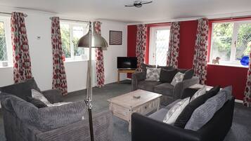 Smart TV, DVD player, books, music library