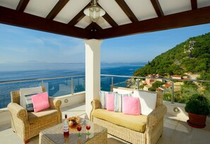 3 bedrooms - The Light House in Katavolos (Corfu)