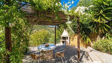 ๋น๋ผ | 1 ๊ฐ์ ์นจ์ค