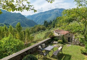 Villa | 5 bedrooms - Casa al Colle in San Romano (Borgo a Mozzano)