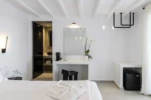 Suite Sea View | Premium bedding, minibar, in-room safe, soundproofing - Sunset Windmills Suites (Mykonos)