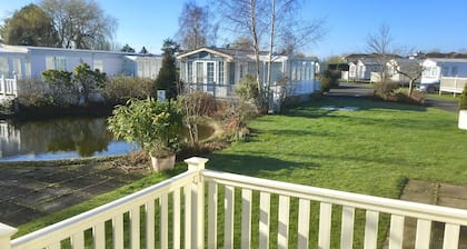 Beautiful 3 bed Caravan, Southviewpark Skegness