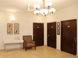 Interior - Shelton Hotel Lahore (Lahore)