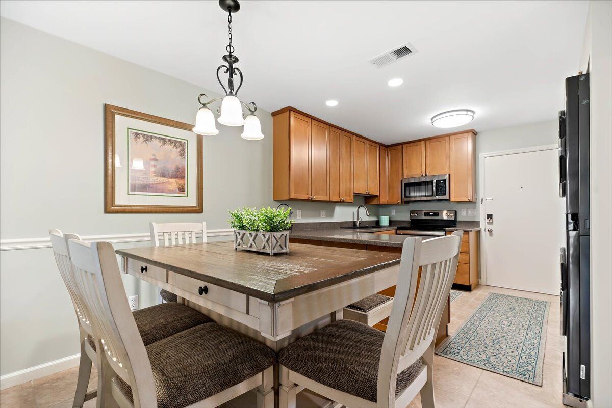 Fiddler's Cove 7L | Resort Pool, Beach Access!