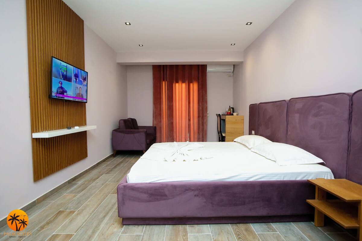 Standard Suite, Sea View | 1 bedroom, iron/ironing board (on request), free WiFi, bed sheets