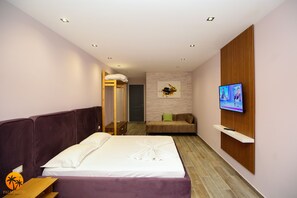 Standard Suite, Sea View