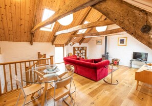 Interior - A cosy country escape for two in the heart of Pembrokeshire (Saint Dogmaels)