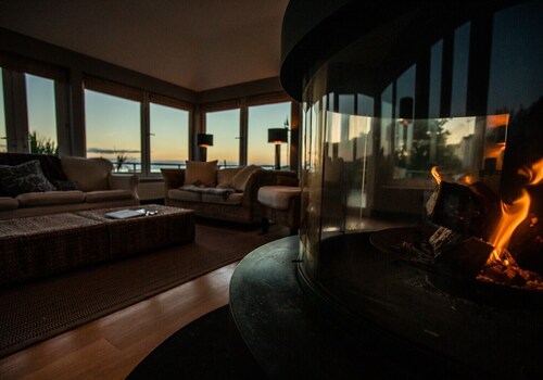 An exceptional place to gather on the sea shore