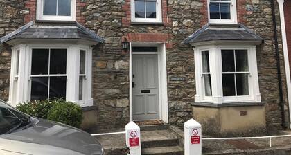 A homely retreat in the heart of Newport