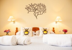 3 Schlafzimmer, Bügeleisen/Bügelbrett, Reisekinderbett, kostenloses WLAN