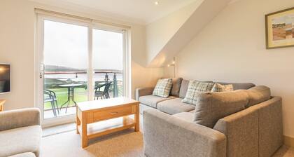 A luxurious seaside apartment for 5 in Newport Pembrokeshire