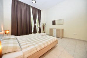 Apartment | 1 bedroom, in-room safe, individually decorated, individually furnished - BRID - Spacious 1 Bed with garden view (Dubai)