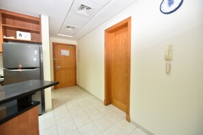 1 Schlafzimmer, Zimmersafe, individuell dekoriert