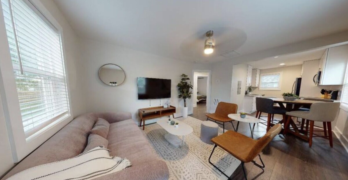 Classy & Stylish 2 Bedroom near NoDa, by Mansion™