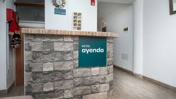 Check-in/check-out kiosk