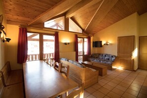 Living area - 2nd floor, fitness, sauna, balcony, tv, ski locker, 96m², Val Cenis (Val Cenis)