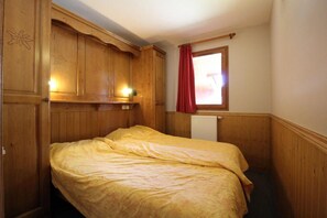 4 bedrooms, WiFi, bed sheets - 2nd floor, fitness, sauna, balcony, tv, ski locker, 96m², Val Cenis (Val Cenis)