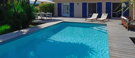 Utomhuspool