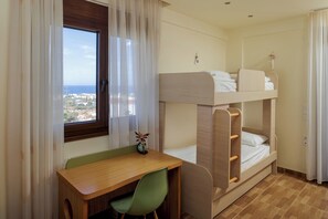 2 habitaciones, tabla de planchar con plancha y wifi gratis 