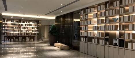 Lobby-Lounge
